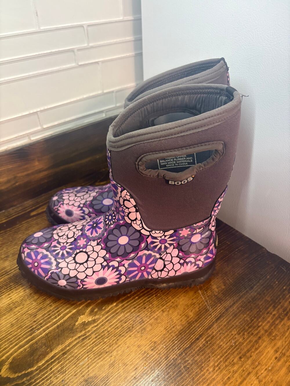 Bogs Purple Floral Rainboots Size 8
